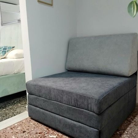 Chic Apt Near Acropolis - Avdi Square Athènes Extérieur photo