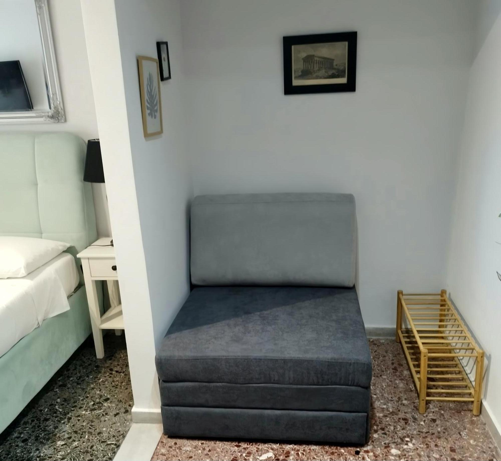 Chic Apt Near Acropolis - Avdi Square Athènes Extérieur photo